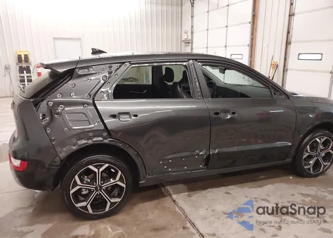 2025 Kia Niro Ex Touring z USA, uszkodzony, nr VIN KNDCR3LE7S5253690